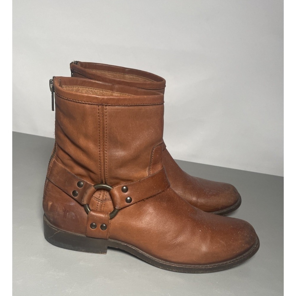 Frye Women's Phillip Harness Harness Boots Cognac Leather Back Zip Size 8 B